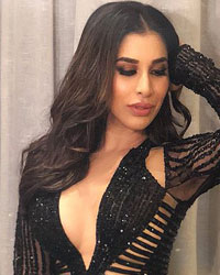 Sophie Choudry